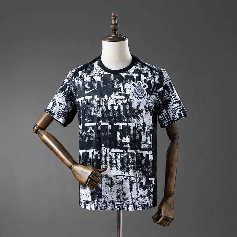 Camisa Corinthians 2025/26 Pré-Jogo Preto e Branco – Versão Torcedor
